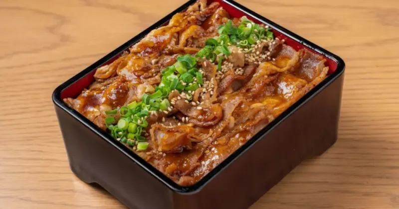 南港LaLaport美食必吃！日本4間人氣美食首次登台，燒肉飯、壽司、北海道牛排都吃。