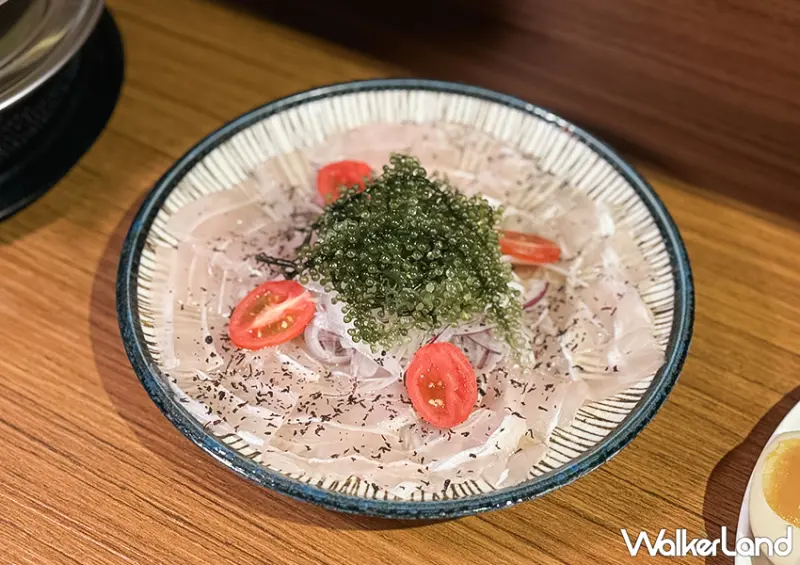 ▲中山站日本料理推薦「ABV 日式居酒館」推薦菜單：義式海葡萄涼拌魚生 $280 / WalkerLand窩客島 蕭芷琳 拍攝
