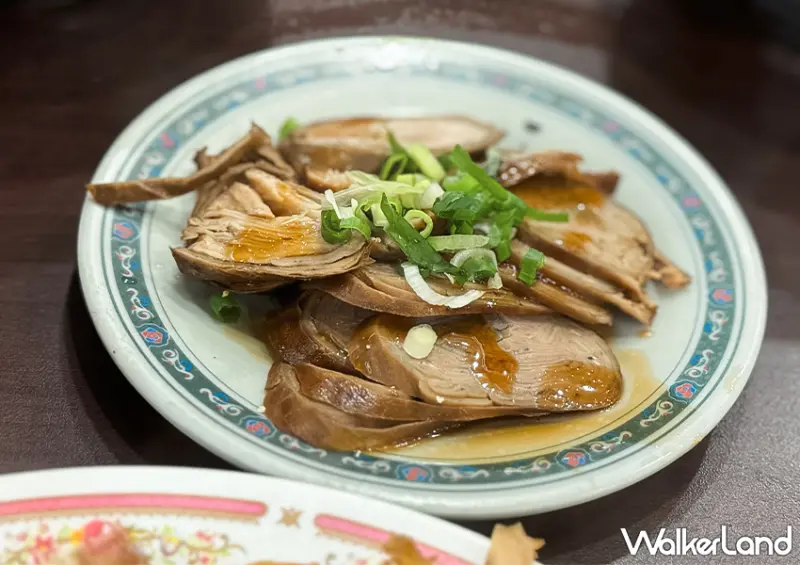 ▲瑞芳車站美食「福哥牛肉麵」推薦菜單：豆乾 $20 / WalkerLand窩客島 蕭芷琳 拍攝