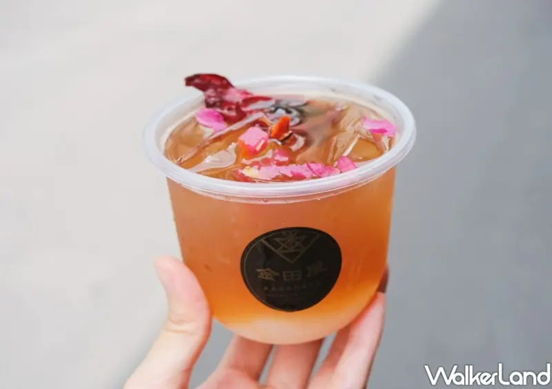 ▲金田屋「綺荔冰茶大福飲」清新荔枝紅茶與液態麻糬 / WalkerLand窩客島 鄭雅之 拍攝