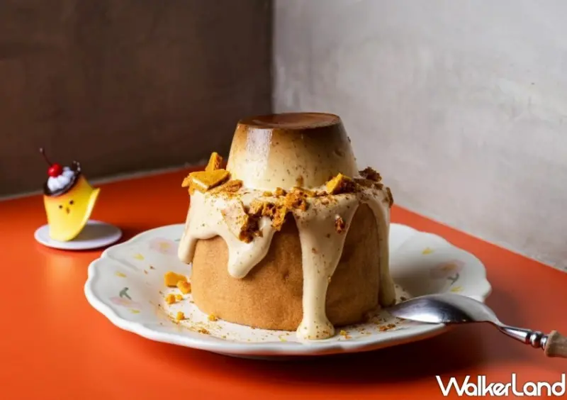 ▲ SOGO復興館快閃限定「焦糖爆擊」濃郁焦糖布丁、焦糖奶油瀑布，佐以生乳蛋糕卷與香脆手工糖碎 /SOGO 提供、WalkerLand窩客島整理