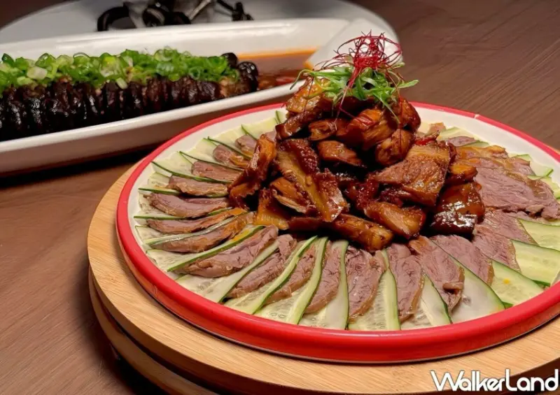 ▲春韭「牛轉乾坤」牛腱以滷汁與柚香泰醬醃透 / WalkerLand窩客島 鄭雅之 拍攝