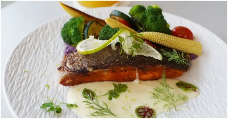 台北東區早午餐！ Cafe Jia Song 咖央 全天候早午餐咖啡廳，剝皮辣椒燉飯必吃。