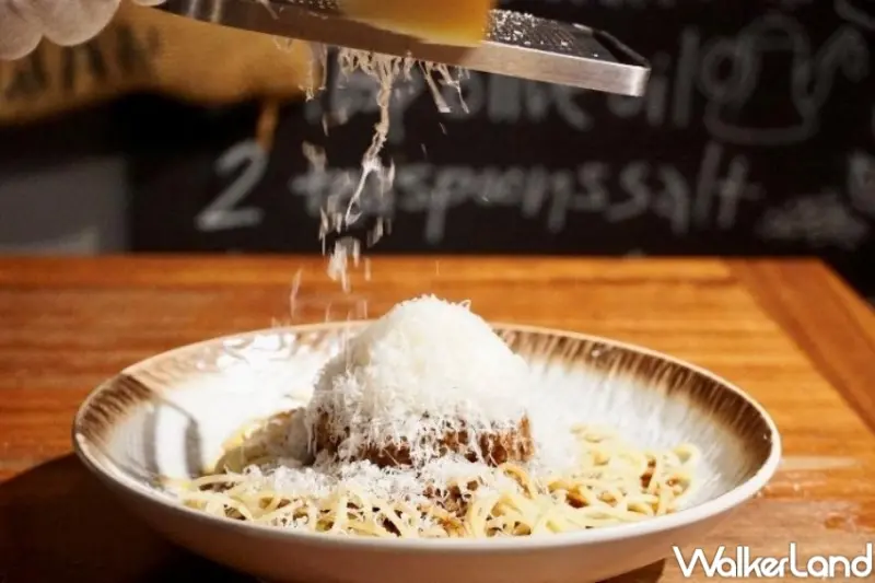 ▲薄多義新品挽肉と麵，漢堡排義大利麵5月限定優惠每週二第2件半價 / 薄多義提供、WalkerLand窩客島整理