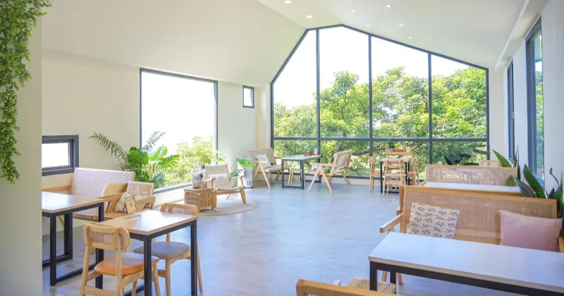 海景控必收！北部最chill海邊咖啡廳推薦 順遊絕美老梅石槽、藏酒酒莊。