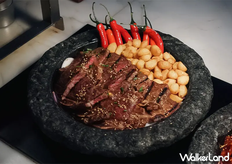 ▲台北君悅酒店 buffet「凱菲屋」韓式料理吃到飽推薦：韓式烤牛排 / WalkerLand窩客島 蕭芷琳 拍攝
