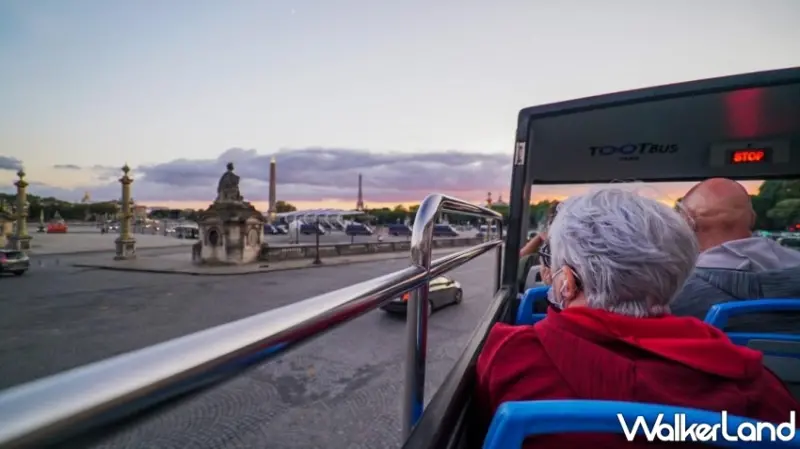 圖8_TOOTBUS巴黎夜遊行程，在日落時分搭乘全景巴士，遊覽巴黎最具代表性景點。圖_KKday提供