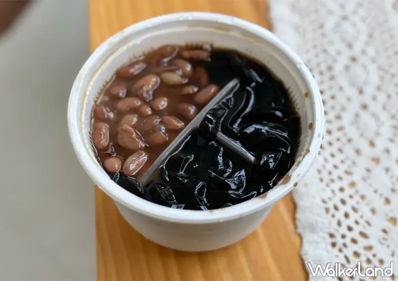 大稻埕美食推薦！台北必吃米苔目冰 呷二嘴 開賣了，粉粿、米苔目配黑糖冰超讚。