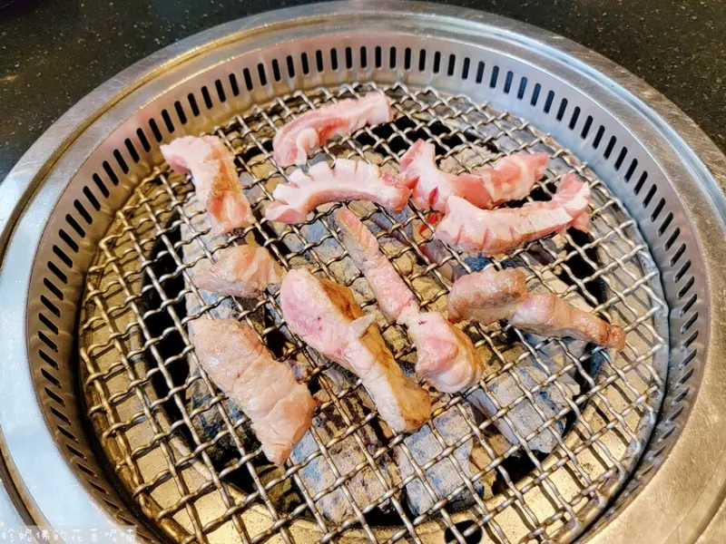 月租360萬元！碳佐麻里高美店宣布6月熄燈，租金飆升7倍無力再撐。