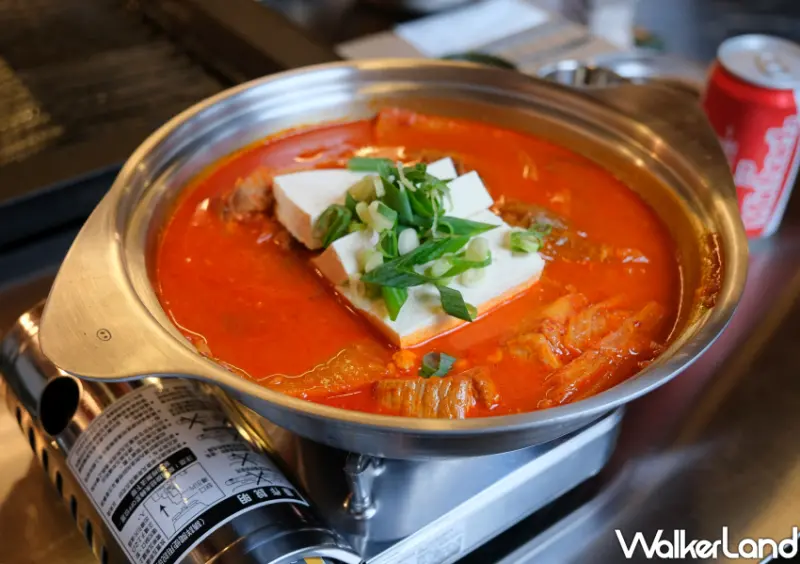 ▲金豬食堂台北店連泡菜都從韓國空運來台 / WalkerLand窩客島 鄭雅之 拍攝​​​​​​​