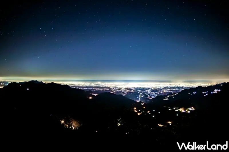 阿里山自駕賞螢銀河全攻略！英迪格酒店推出高CP值高鐵取車自駕專案。