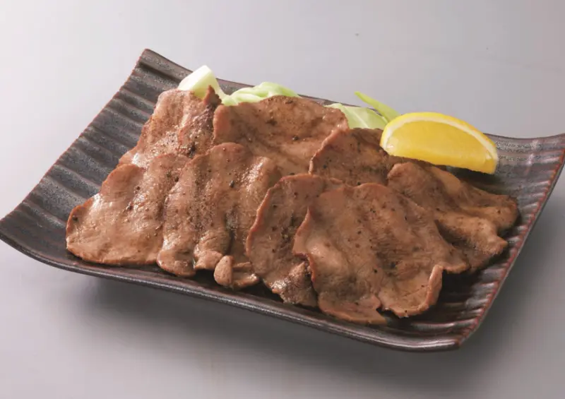 大阪人的花樣真多，杯裝烏龍麵太療癒，還推出12種檸檬沙瓦太邪惡。