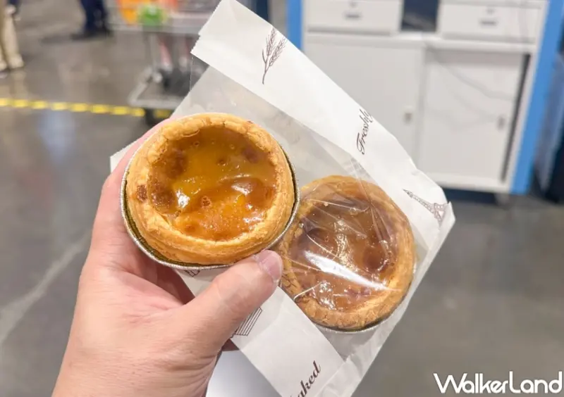 ▲好市多黑糖蛋塔開賣，麵包部販售一盒10入，這次同步在熱食部也能買到2入 / WalkerLand窩客島 李維唐 拍攝