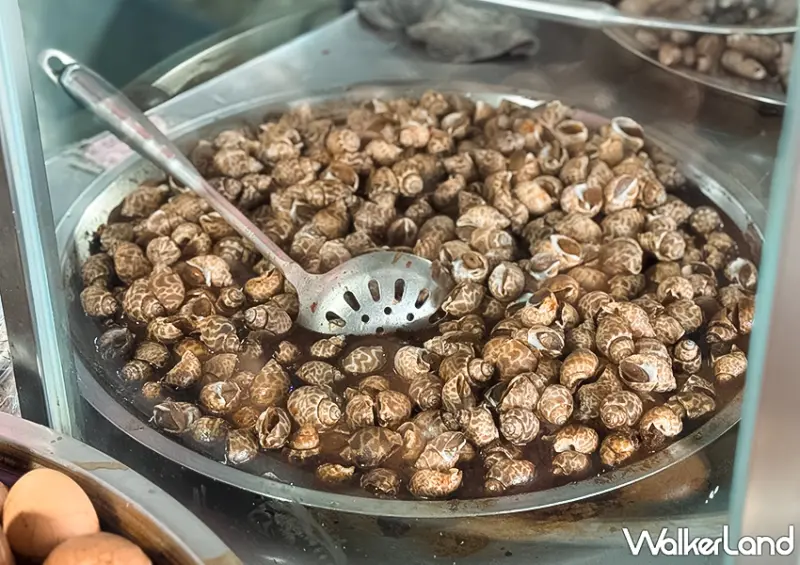 石門肉粽哪家好吃！十八王公粽子 俞家肉粽 15元肉粽超狂，24小時營業，內行必買燒酒螺。