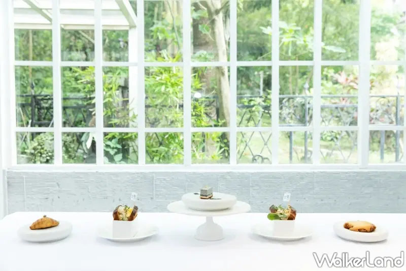 Koshi Café × 台北當代藝術展！可樂、果昔與選物掀收藏話題，母親節必來。