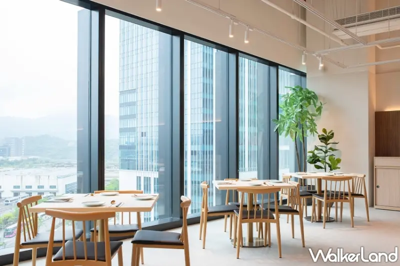 享。THAI開幕爽吃 打拋催淚蛋 火山排骨！南港必吃泰式餐廳再加1。