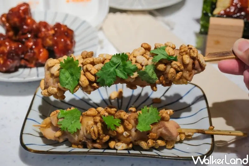 ▲MAGiC TOUCH與金家ㄟ「韓勾ㄟ金針菇」合作，推出多款韓式創意新菜 / WalkerLand窩客島 張人尹 拍攝