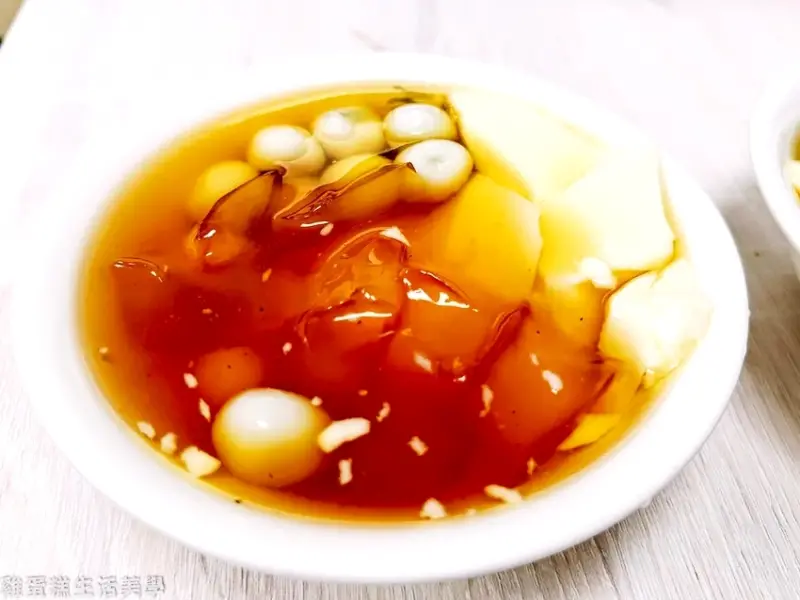 黃仁勳美食地圖曝光！18間餐廳從夜市小吃到私廚，台北爆紅美食。