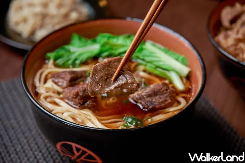 ▲三商巧福報稅優惠，5/13-5/21原汁牛肉麵109元、紅燒排骨飯109元 / 三商巧福提供、WalkerLand窩客島整理