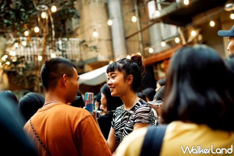 臺虎精釀聯手Red Bull Summer Vibes 登場！信義限定派對開喝夏日粉紅能量。