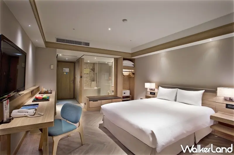 擁抱金針花海與溫泉療癒！知本老爺住房限時優惠再享500元折扣。