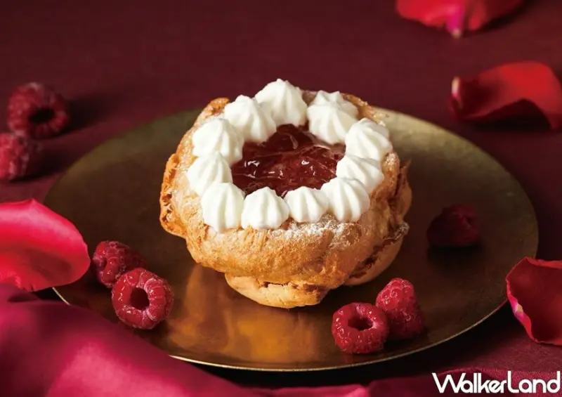 ▲beard papa’s台北雙連概念店限定「玫莓荔香泡芙」結合玫瑰、覆盆子與清甜荔枝香氣 / beard papa’s 提供、WalkerLand窩客島整理