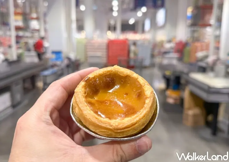 ▲好市多黑糖蛋塔開賣，好市多熱食部黑糖蛋塔新品PK肯德基蛋撻 / WalkerLand窩客島 李維唐 拍攝