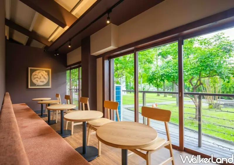 ▲全新開幕「星巴克大溪公園門市」為首間日式老宅風格的門市/ 星巴克 提供、WalkerLand窩客島整理