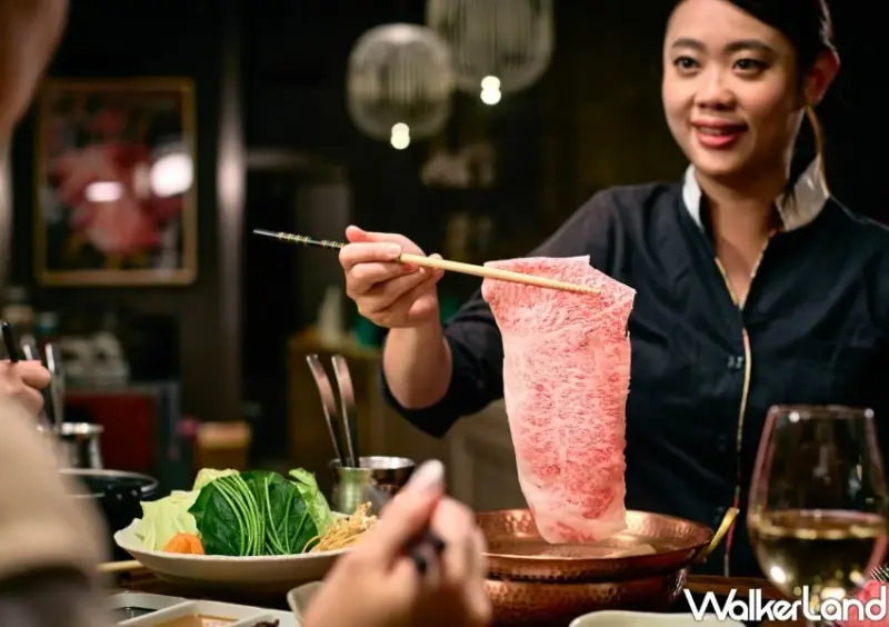 信義區火鍋新開店！黑毛屋本家免費送日本A5和牛，海膽鍋限定搶吃。