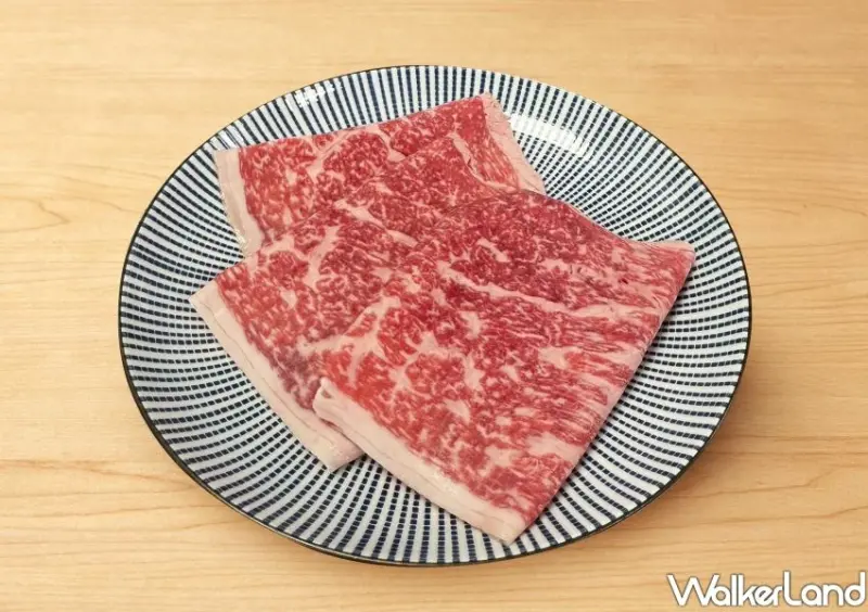 信義區火鍋新開店！黑毛屋本家免費送日本A5和牛，海膽鍋限定搶吃。