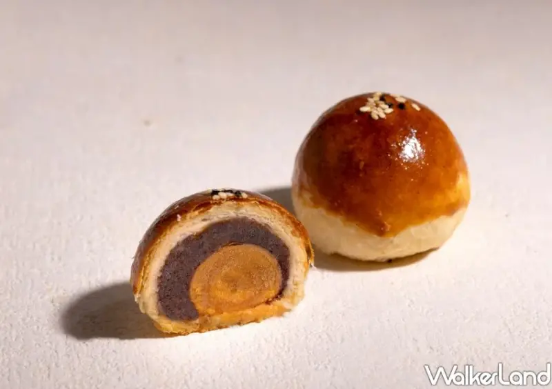 蛋黃酥預購搶這家！後媽家和三盆蛋黃酥再升級，蛋黃酥控吃過都說讚。