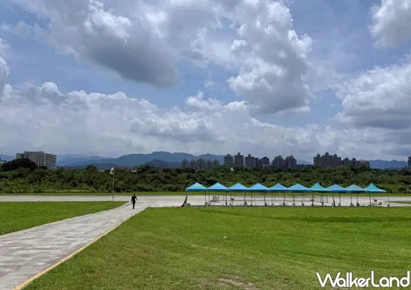 樹林秘境一日遊！山佳荷花池免費拍到8月，夢幻鏡面池順遊玩。