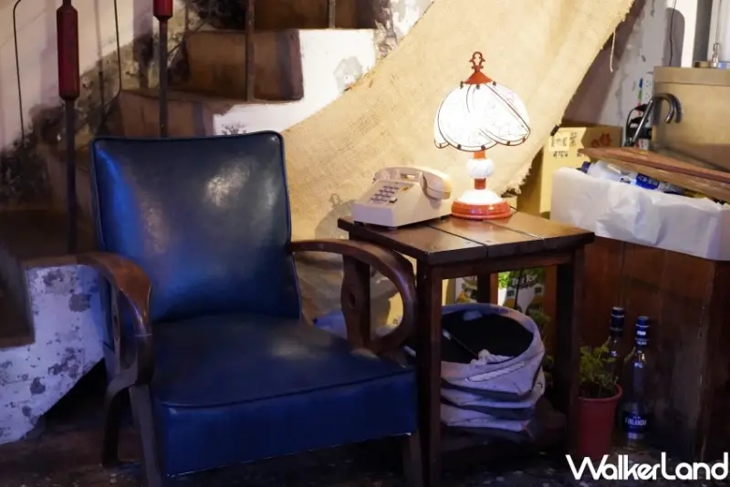 小舊閣樓 Glow！最chill中壢老街溪咖啡廳兼餐酒館，白天喝咖啡夜晚來小酌。