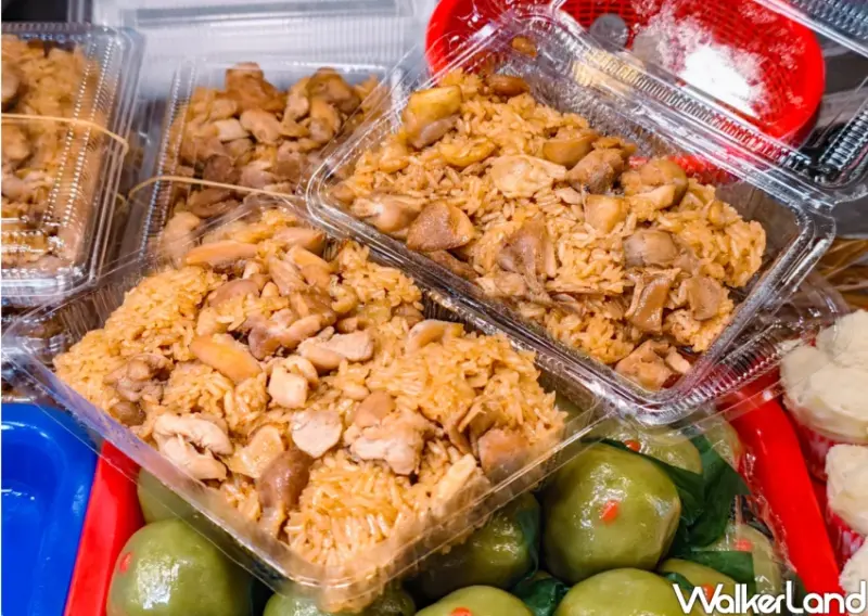 高雄武廟市場美食推薦！雙豪油飯 40年狂賣手作芋粿、草仔粿、菜頭粿、碗粿。