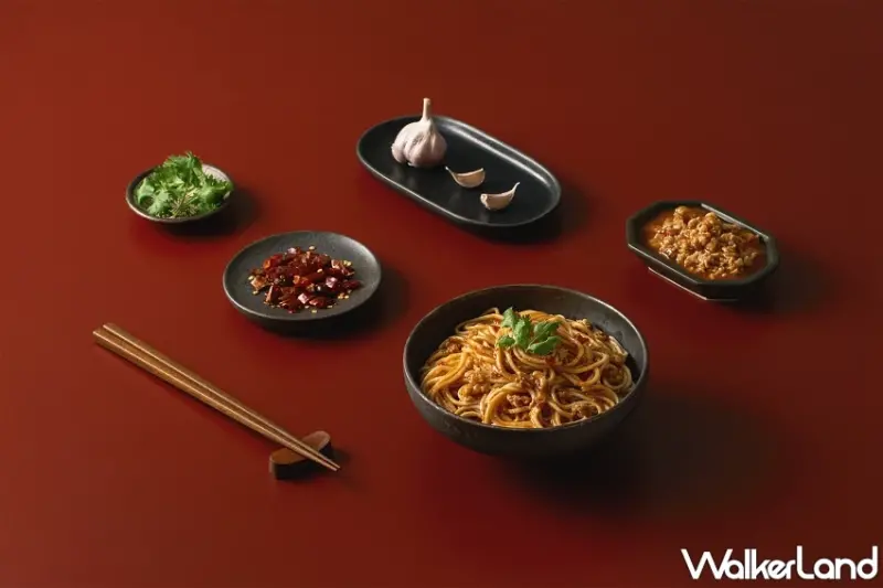 HōSSET虎勢豬肉乾拌麵！豬肉乾拌雙口味限時9折再推SUSURU聯名餐。