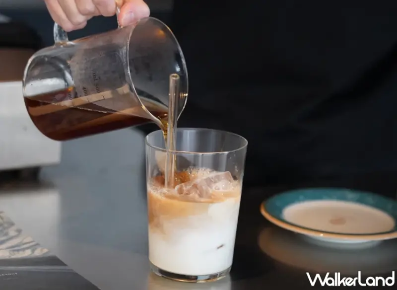 台中茶館推薦！WORKSHOP TEA HOUSE 文青模範街新據點，30款茶飲搭配巴斯克。