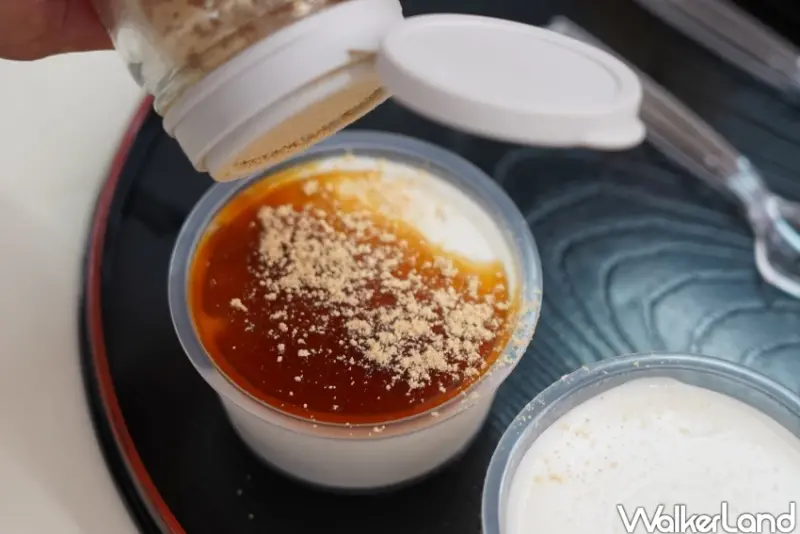 沖繩國際通必吃甜點！花商花生豆腐專門店 Q到切不斷，甜鹹交融的手工在地好滋味。