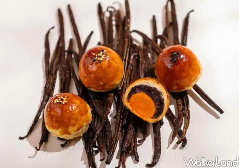 蛋黃酥預購搶這家！後媽家和三盆蛋黃酥再升級，蛋黃酥控吃過都說讚。