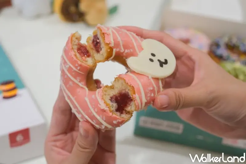 矮袋鼠甜甜圈買一送一！Krispy Kreme聯名DINOTAENG甜甜圈，周邊加價購一次看。