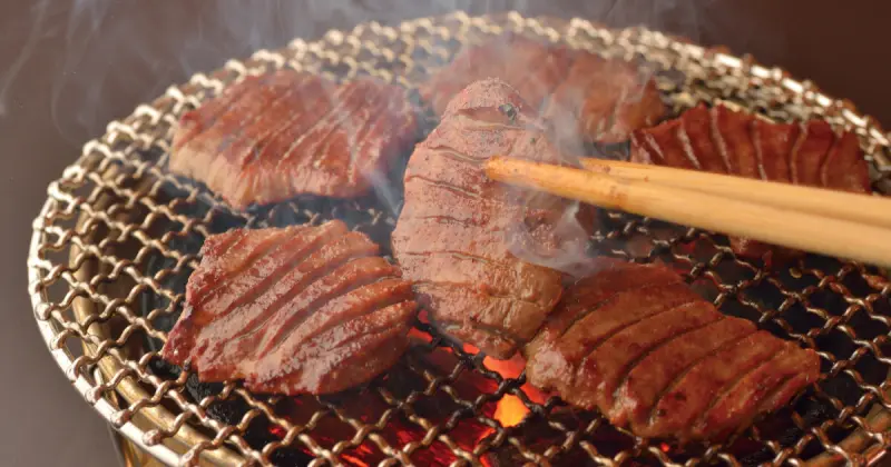 仙台東山牛舌開到台北！日本牛舌天花板插旗，Dream Plaza美食推薦。