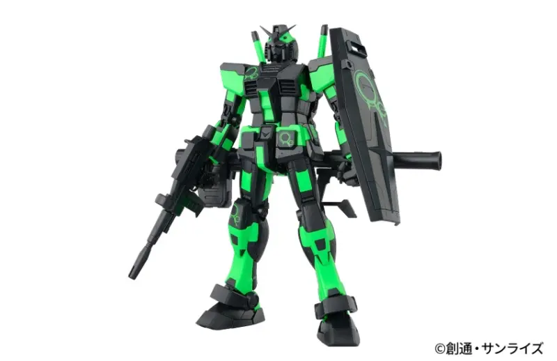 ▲入住特典超豪華，Master Grade環保鋼普拉「Eco Pla MG 1/100 RX-78-2 鋼彈 Ver.3.0 [再循環色彩/霓虹綠]」和1/144環保鋼普拉。
