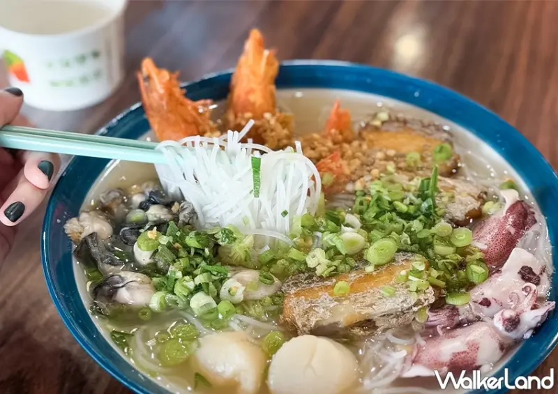 宜蘭海景餐廳推薦！煎炸的魚 腳滑的螃蟹 霸王米粉湯菜單必點，高CP值海鮮餐廳。