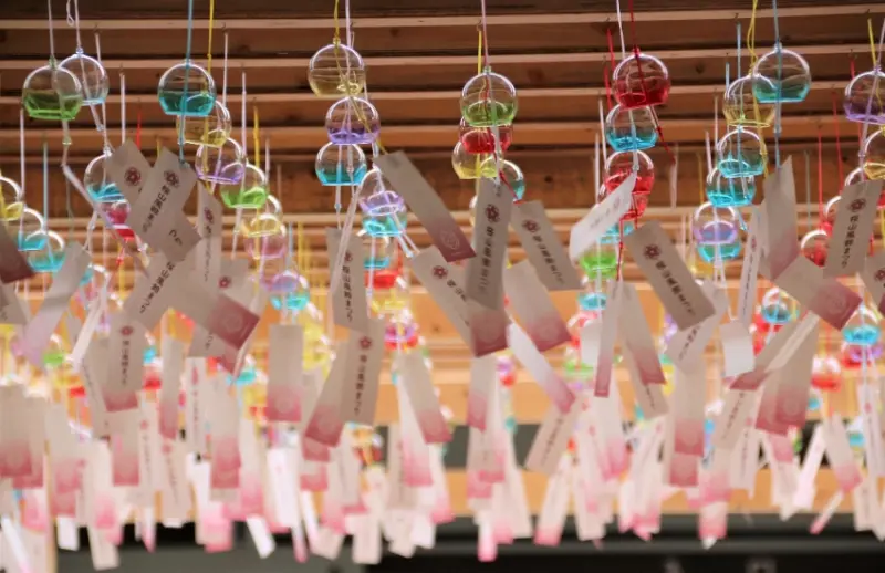 日本最美風鈴祭！岐阜縣飛驒高山櫻山八幡宮風鈴季來了，免費入場欣賞2000個風鈴。