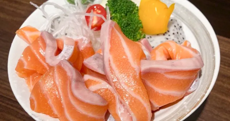 台北生魚片丼飯推薦！靜壽司 公館商圈必吃，最低200元開吃。