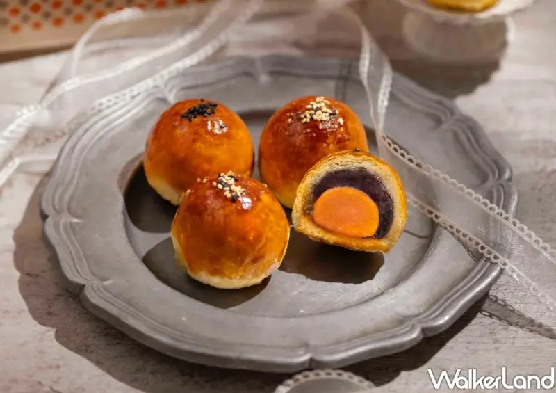 蛋黃酥預購搶這家！後媽家和三盆蛋黃酥再升級，蛋黃酥控吃過都說讚。