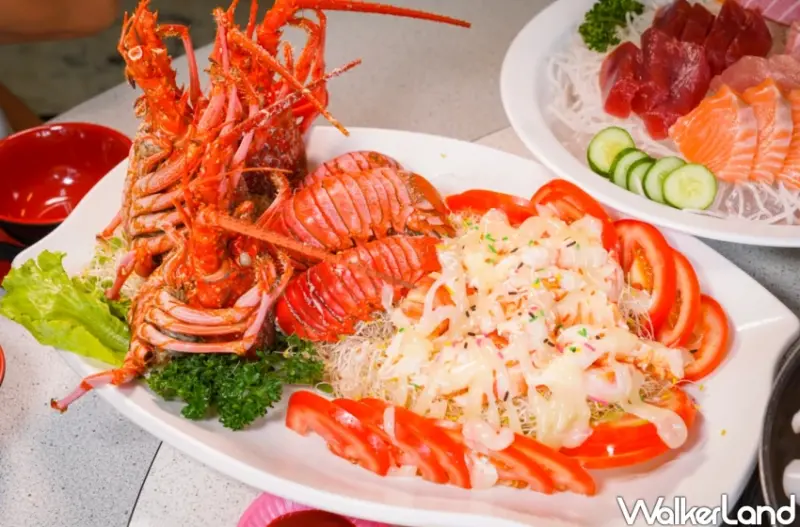 東港海鮮推薦！珍珍海鮮 活體海鮮現點現煮、免費包廂與停車場，內行人都吃這家。