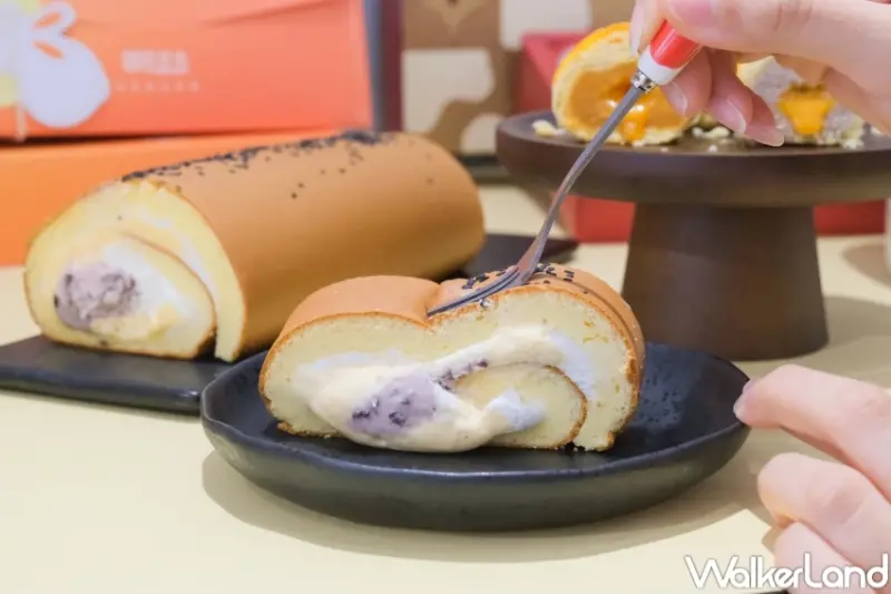 蛋黃酥生乳捲！亞尼克中秋節蛋黃酥禮盒，蛋黃酥風味生乳捲神還原。