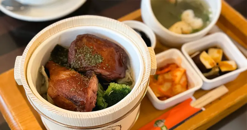 南投湖畔景觀餐廳！木茶房餐廳 車埕必吃木桶便當，假日親子景點就來這逛。