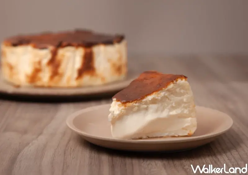 甜點從早餐吃到宵夜！快閃信義區「深夜裡的法國手工甜點」巧克力塔、乳酪蛋糕開吃。