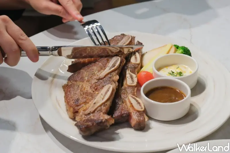 牛排半自助吃到飽回歸！朵頤牛排超過90道菜698元開吃，排餐自助吧吃到飽要衝。